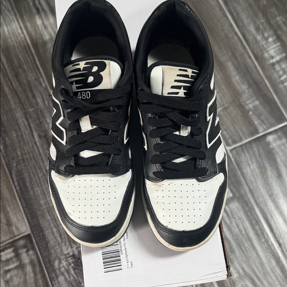 New Balance 480 women Black and White Sneakers